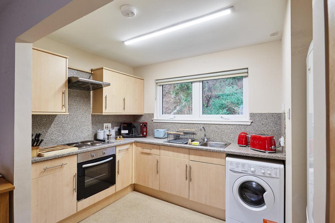 Etive, Beautiful Lochside Apartment With Balcony Fort William Extérieur photo