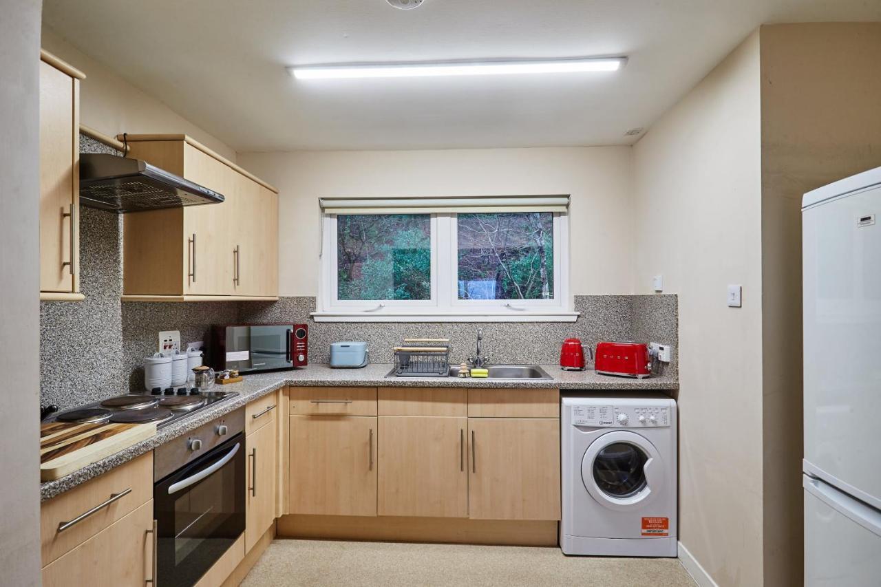 Etive, Beautiful Lochside Apartment With Balcony Fort William Extérieur photo